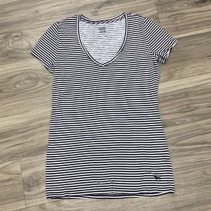 Victoria’s Secret PINK T-shirt